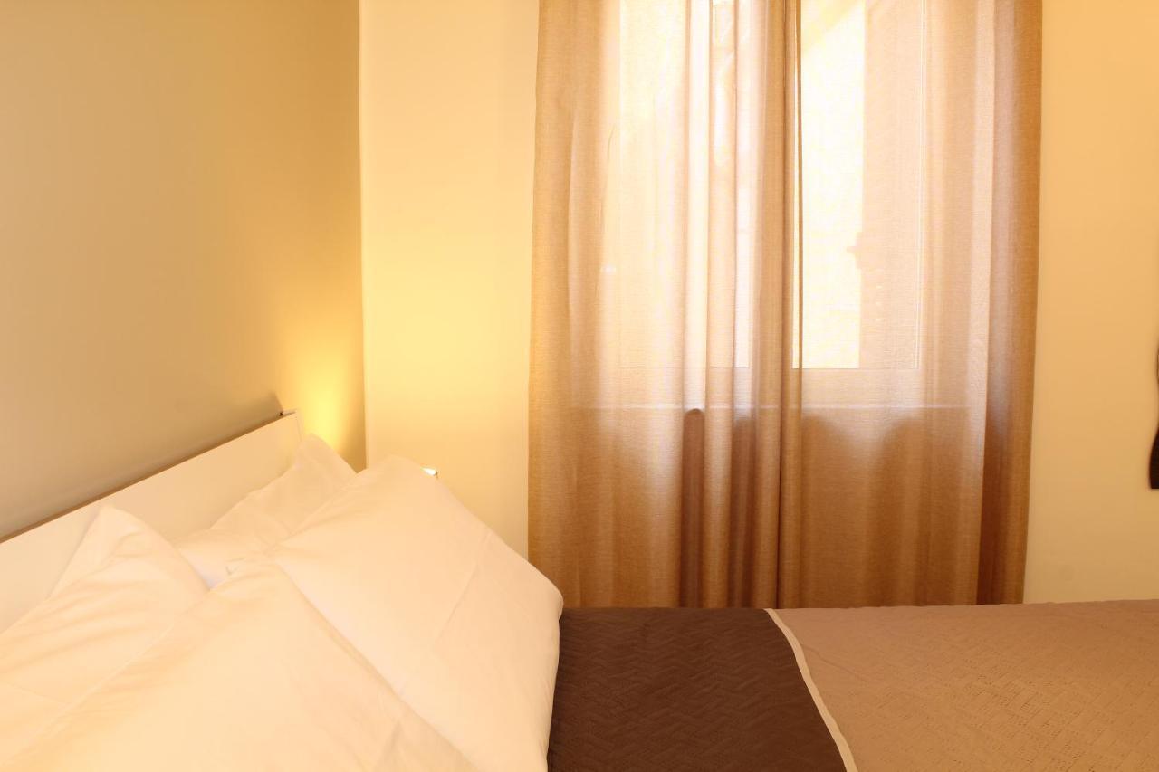 Cosmo Apartment Palermo Buitenkant foto