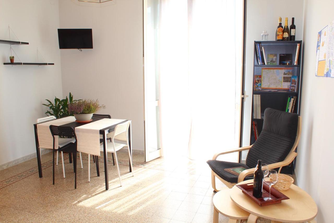 Cosmo Apartment Palermo Buitenkant foto